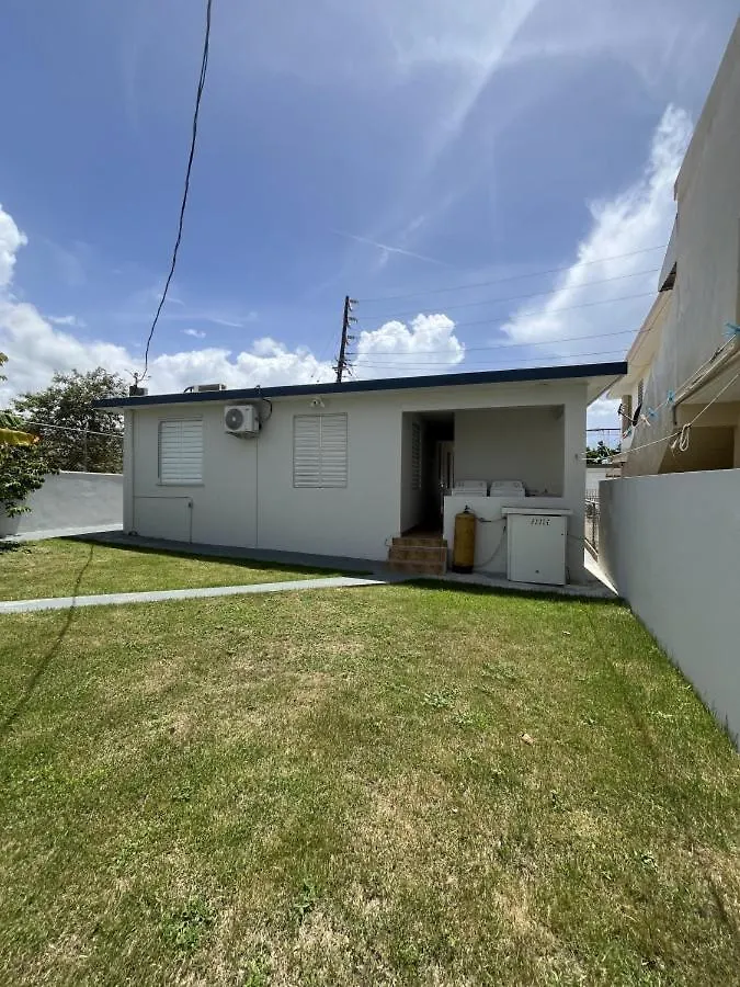 Vakantiehuis 3-Bedroom House In Quebradillas