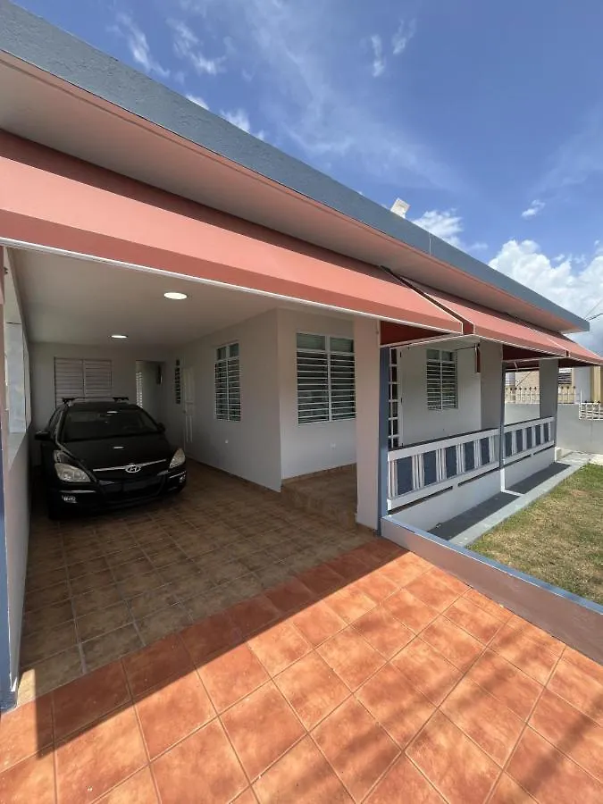 3-Bedroom House In Quebradillas Vakantiehuis